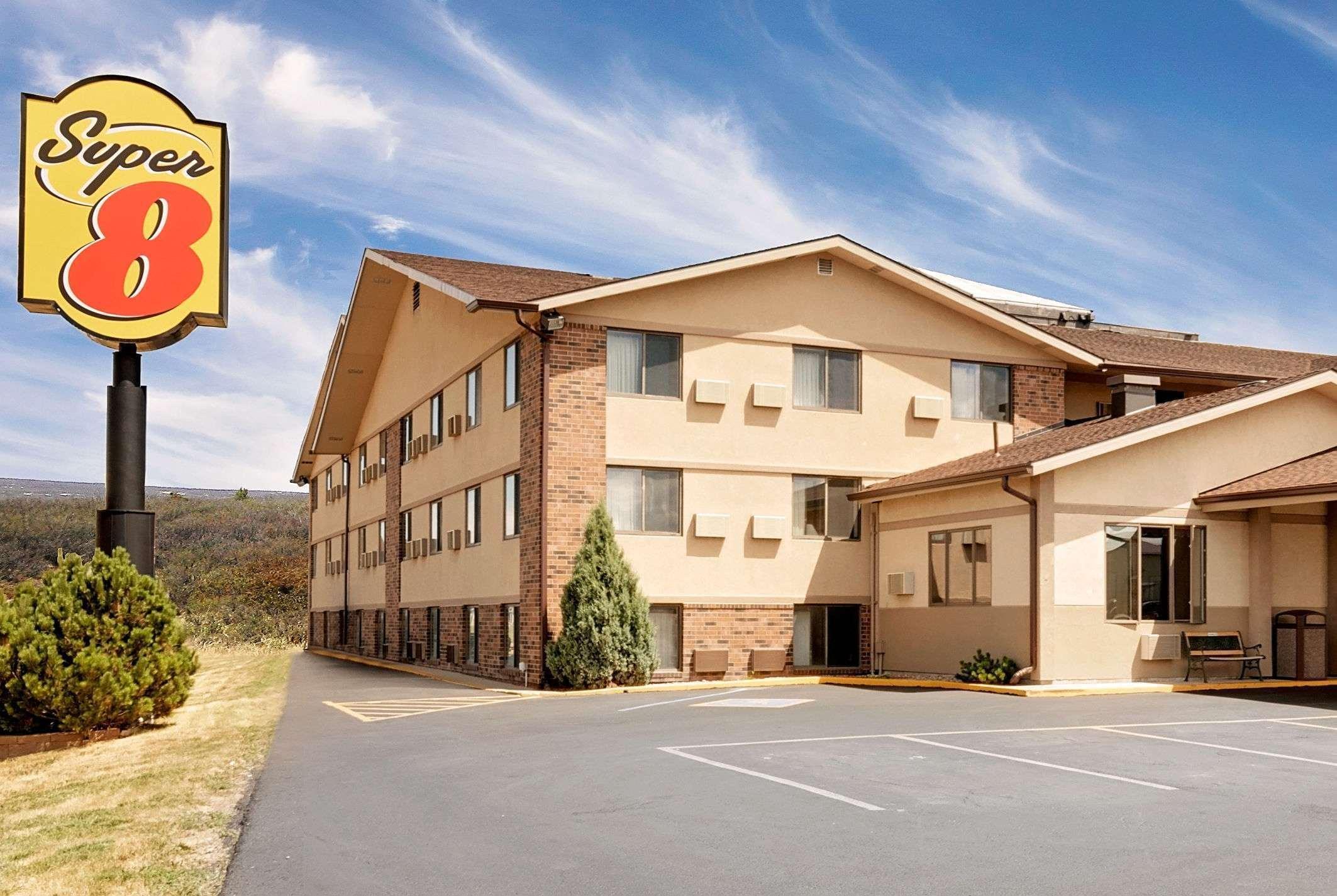 Hotel Super 8 By Wyndham Spearfish Exterior foto